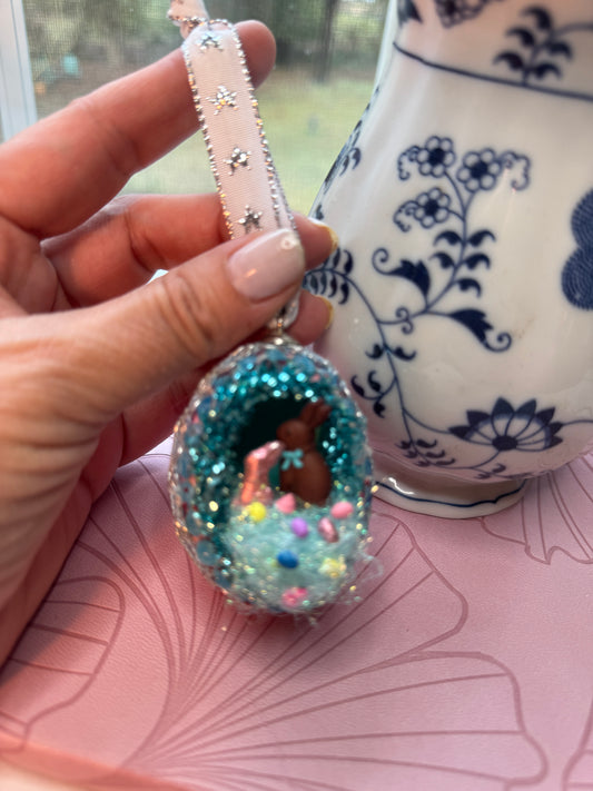 Make a Fancy Vintage Easter Egg, Saturday April 6th, 4-6 pm