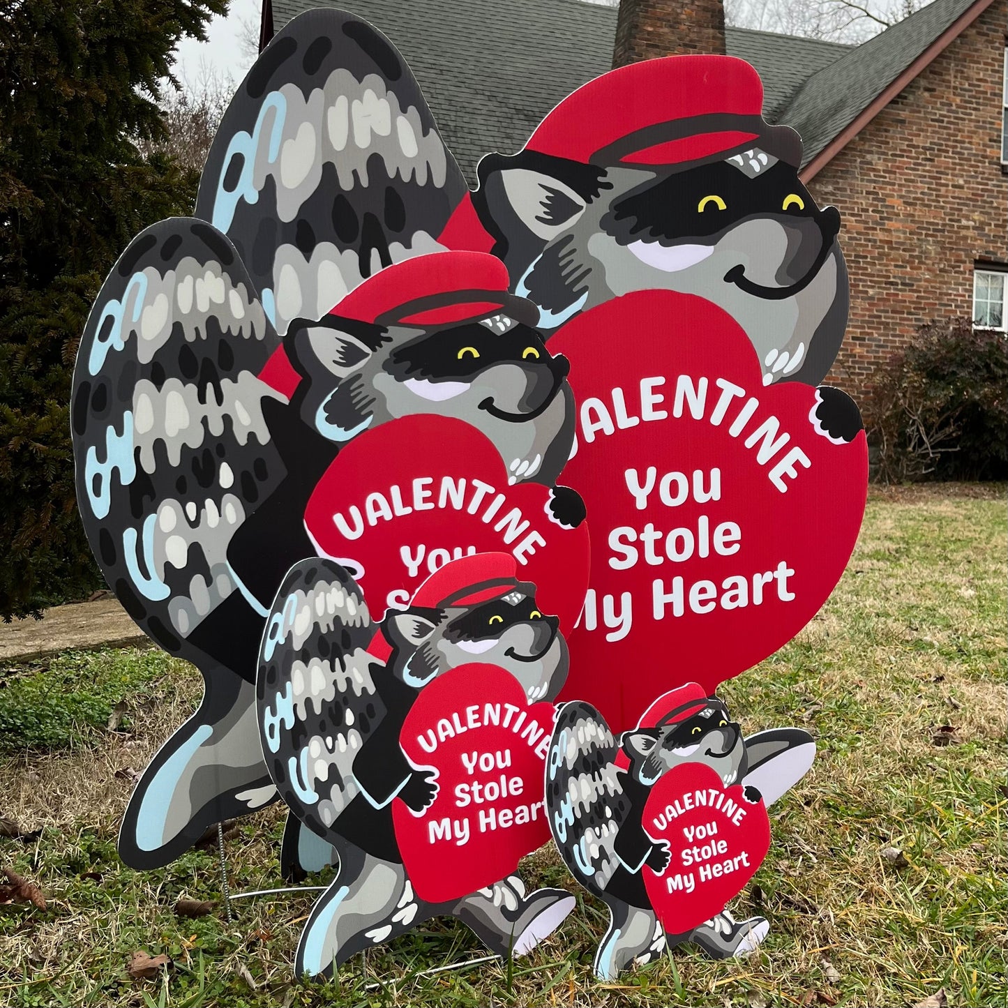 Raccoon Valentine Yard Art yART Vintage Style Design ‘You Stole My Heart’